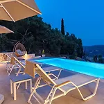 Amarilia Private *