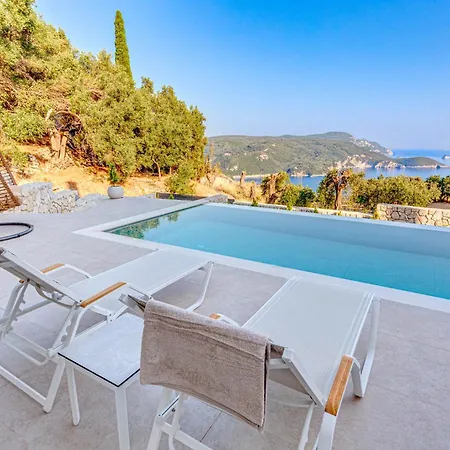 Villa Amarilia Private