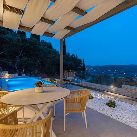 Villa Amarilia Private Lákones