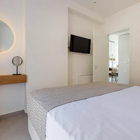 Amarilia Private Lákones