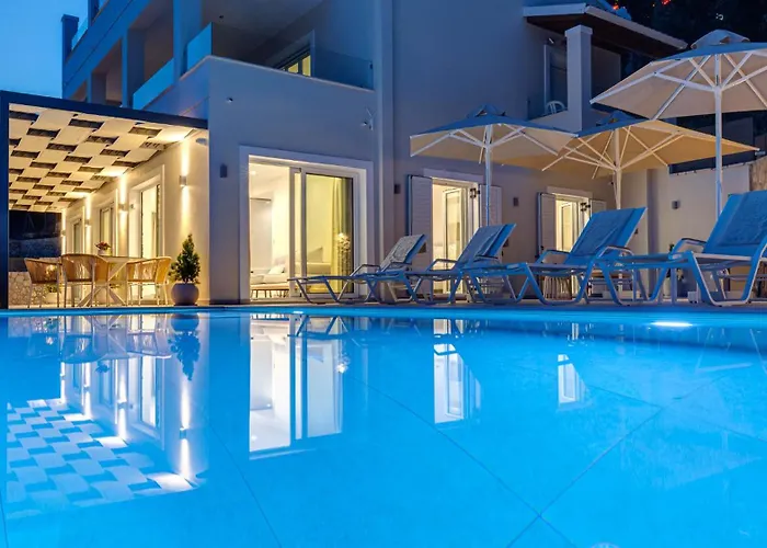Amarilia Private * Λάκωνες