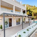 Villa Amarilia Private Lákones